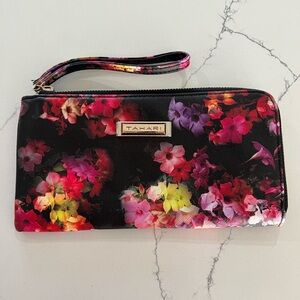 Tahari Black & Floral Wristlet Clutch‎